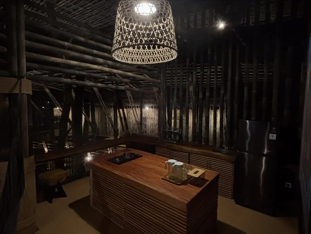 Gallery Cabin VVIP 10