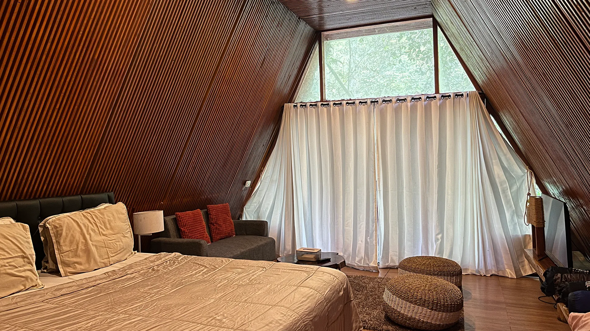 Pineus Tilu Cabin VIP-A