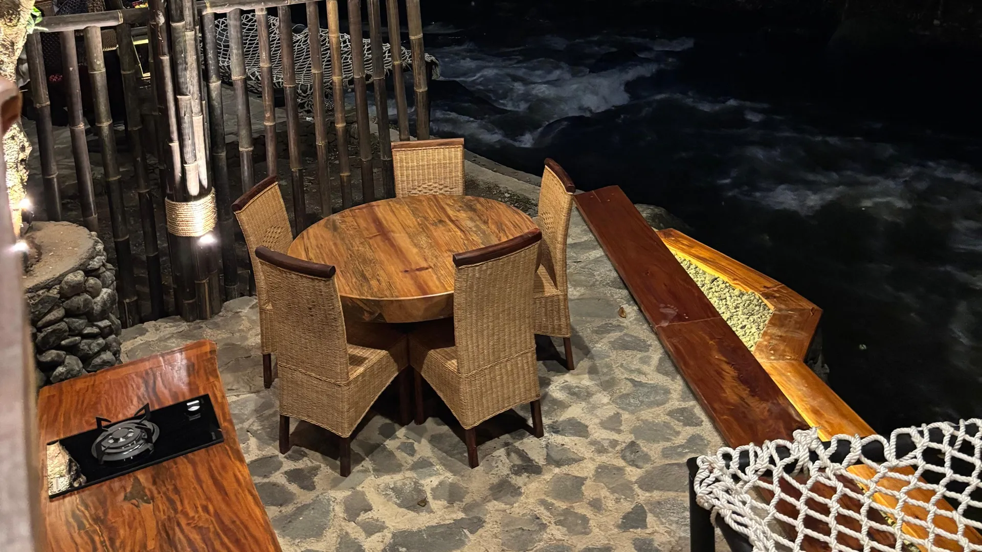 Pineus Tilu Cabin VIP-B