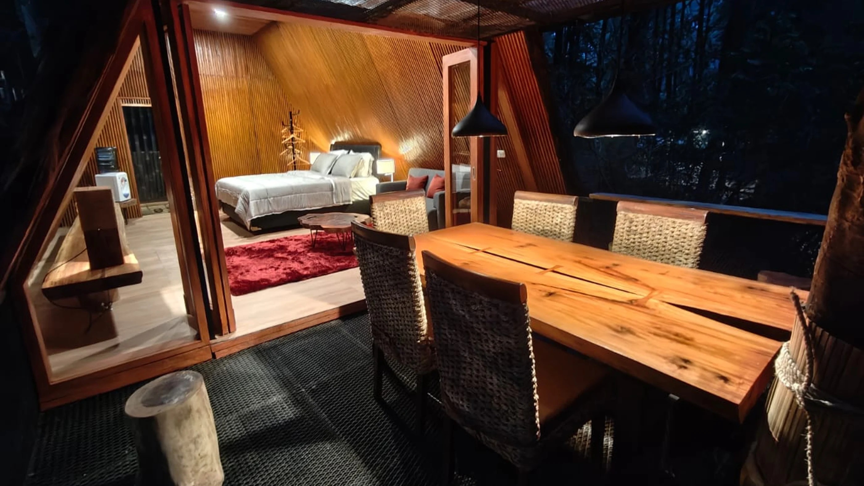 Pineus Tilu Cabin