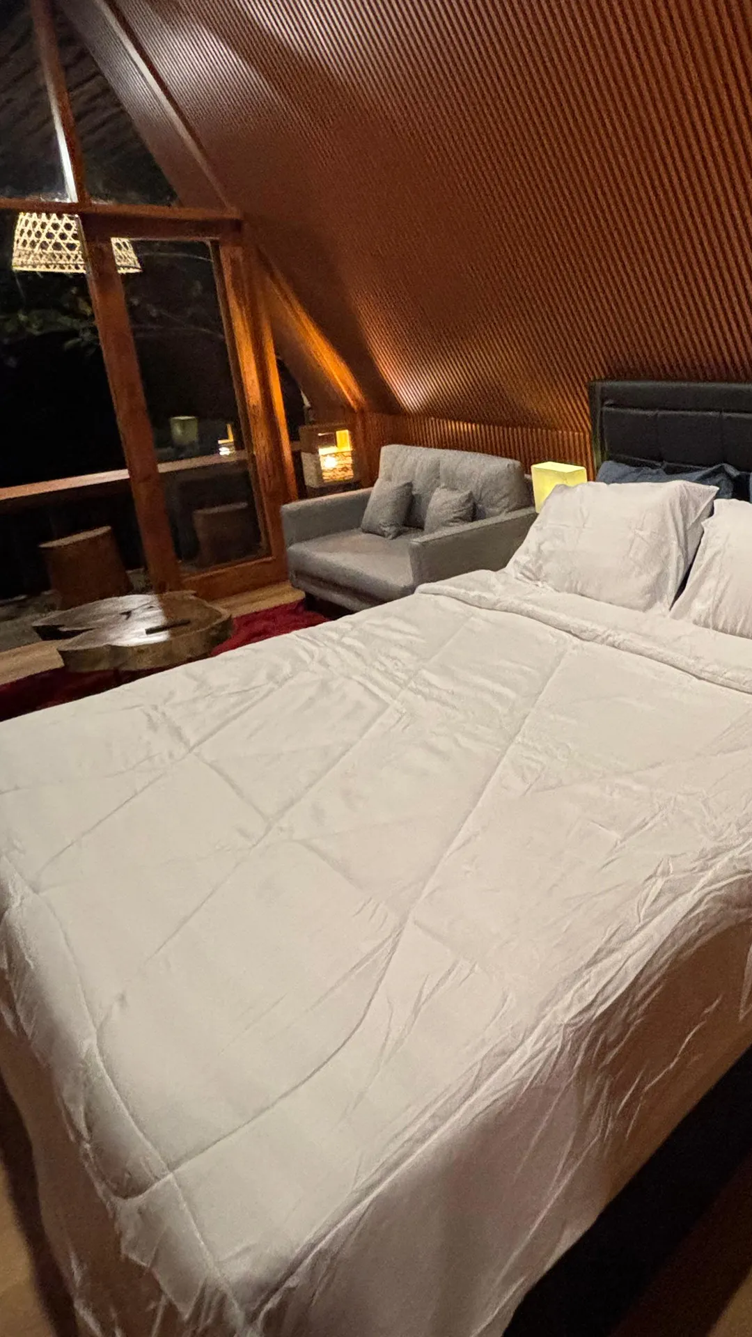 Pineus Tilu Cabin VIP-B